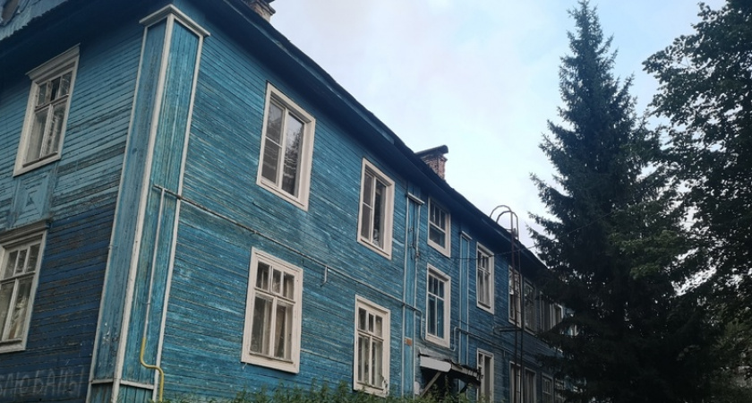 В Сыктывкаре снесут четыре деревянных дома