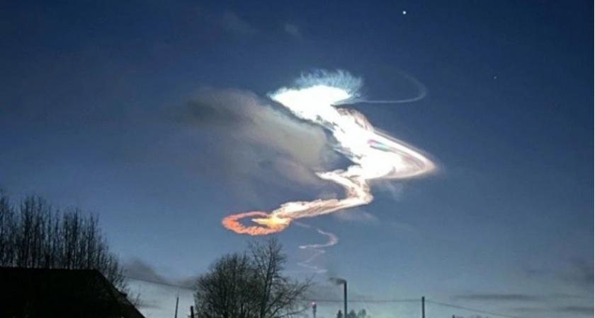 На Коми упадут обломки ракеты, которая оставила загадочный след в небе над республикой