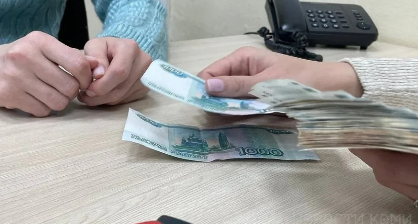 В Коми размер средней зарплаты превысил 100 тысяч рублей