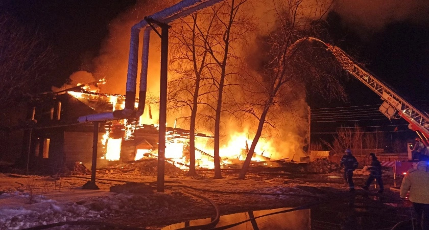 В усинской деревне Новикбож пожар унес жизнь мужчины