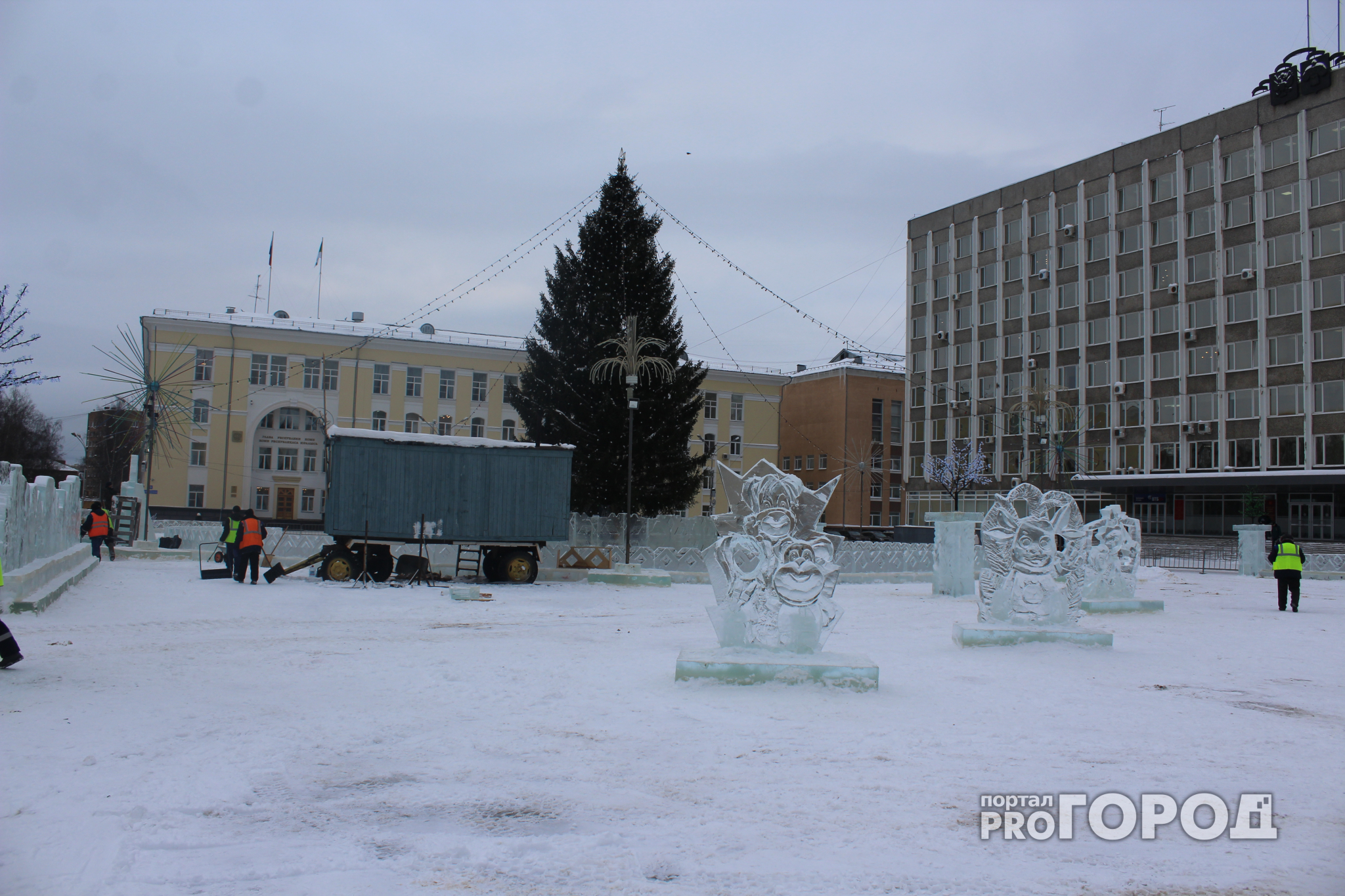 Названа дата, когда со Стефановской площади Сыктывкара уберут ледовый городок