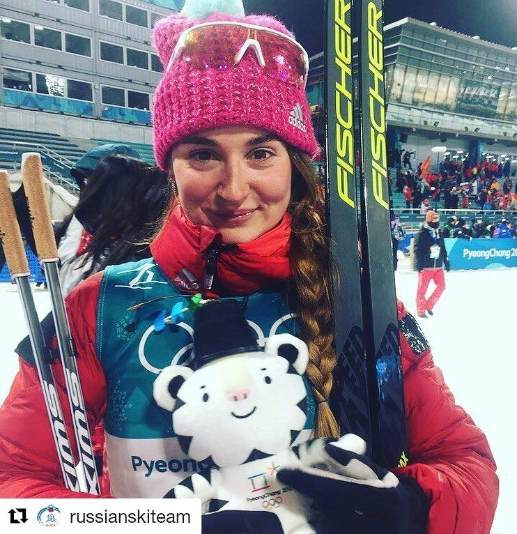 Вся Россия поздравляет лыжницу из Коми с бронзовой олимпийской медалью (фото)