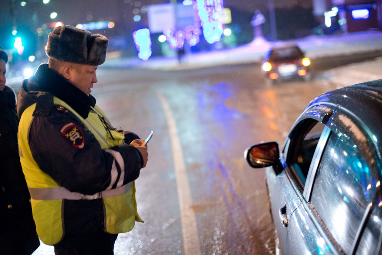 В Сыктывкаре полиция разыскивает угонщика «семерки»