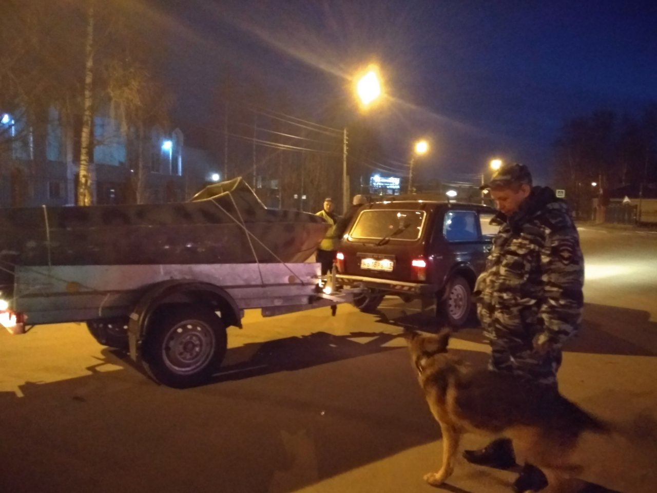 В Сыктывкаре автоинспекторы за несколько часов проверили 120 автомобилей (фото)