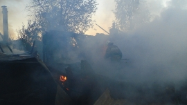 В Коми пожарные два часа тушили жилой дом