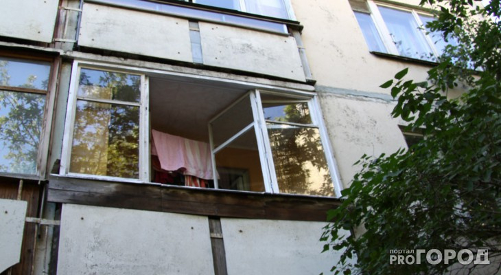 Житель Коми получил смертельную травму, когда разбирал завалы на балконе квартиры