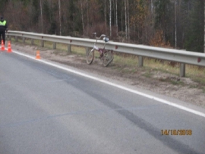 В Коми велосипедист угодил под колеса большегруза