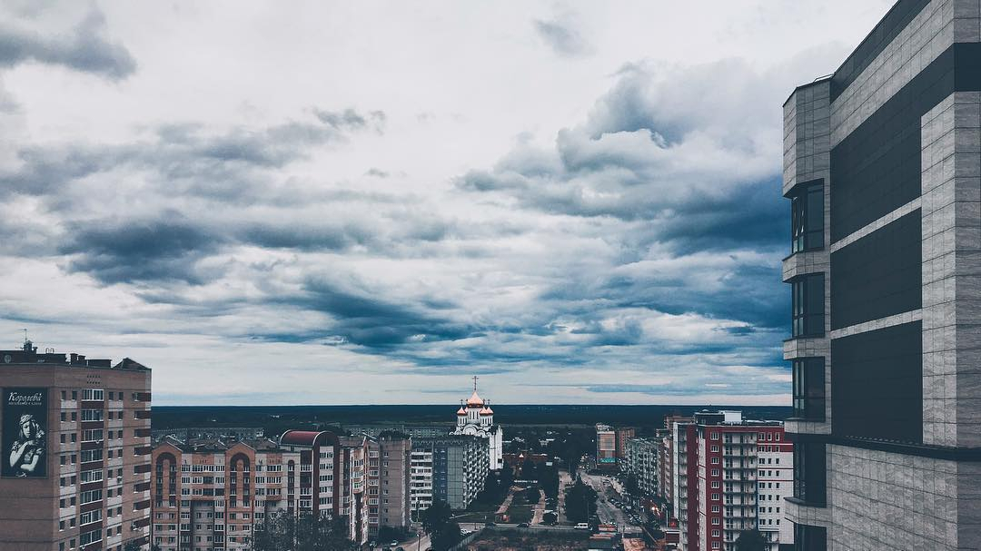 Фото дня: вид на Сыктывкар с высоты многоэтажного дома