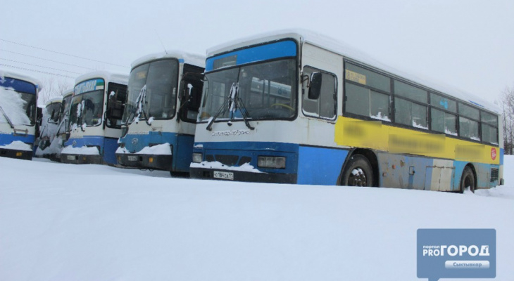 В Сыктывкаре водитель автобуса травмировал пожилую пассажирку