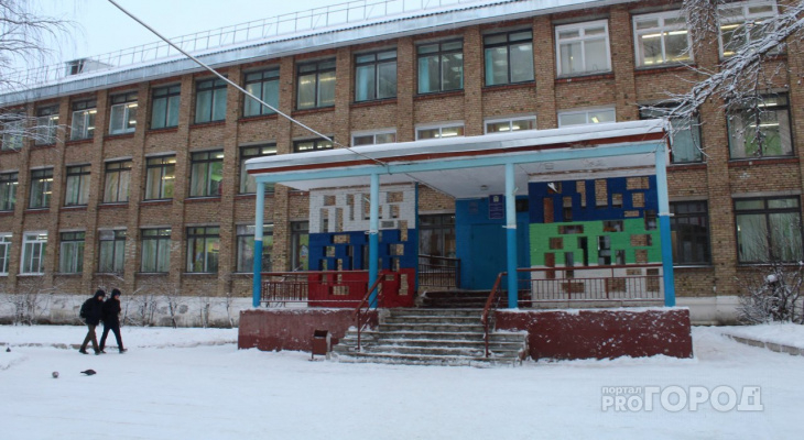 В школах Сыктывкара продолжается опрос: переводить ли учеников на пятидневку