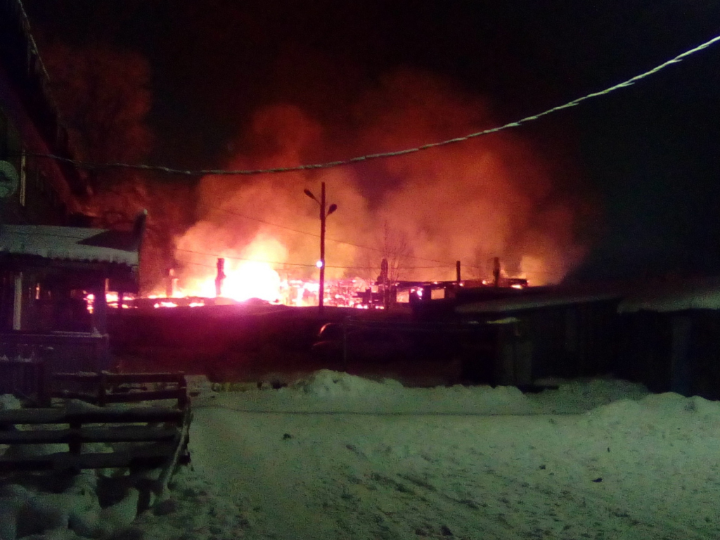 Жители Коми, которые остались ни с чем после пожара, до сих пор не получили жилье