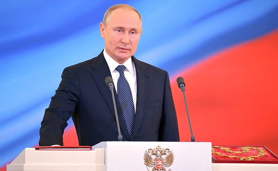 Владимир Путин поздравил мужчин из Коми с Днем защитника Отечества