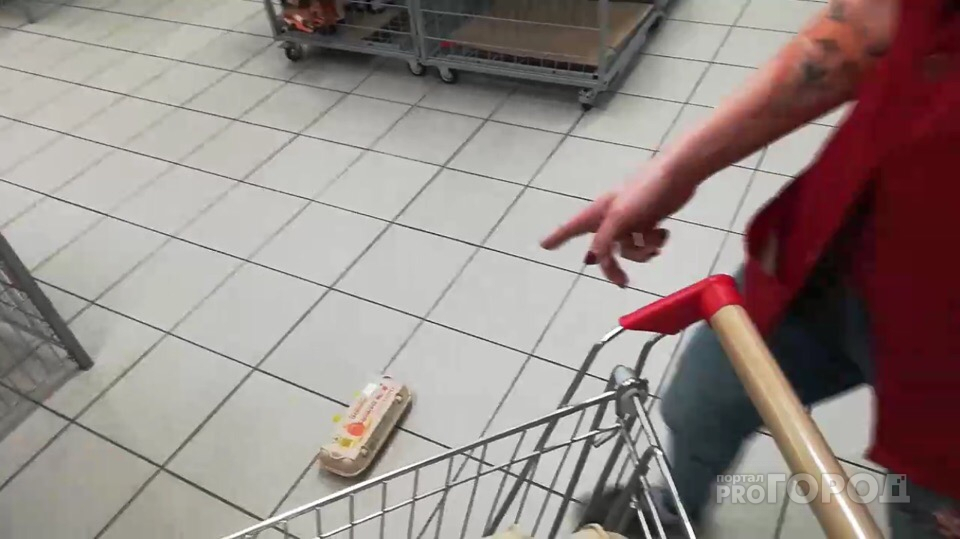 Что делать, если покупатель разбил товар в магазине: сыктывкарцы рассказали свои лайфхаки