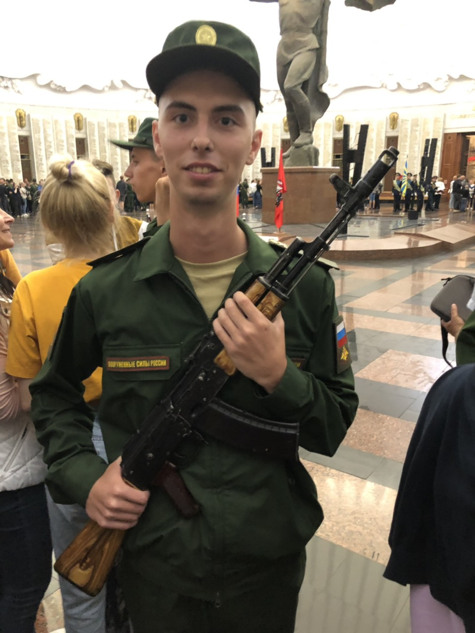 19-летнего сыктывкарца приняли на службу в Преображенский полк