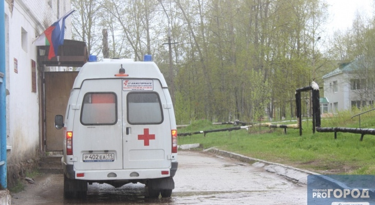 В Сыктывкаре двух женщин госпитализировали с травмами после неудачной поездки в автобусе