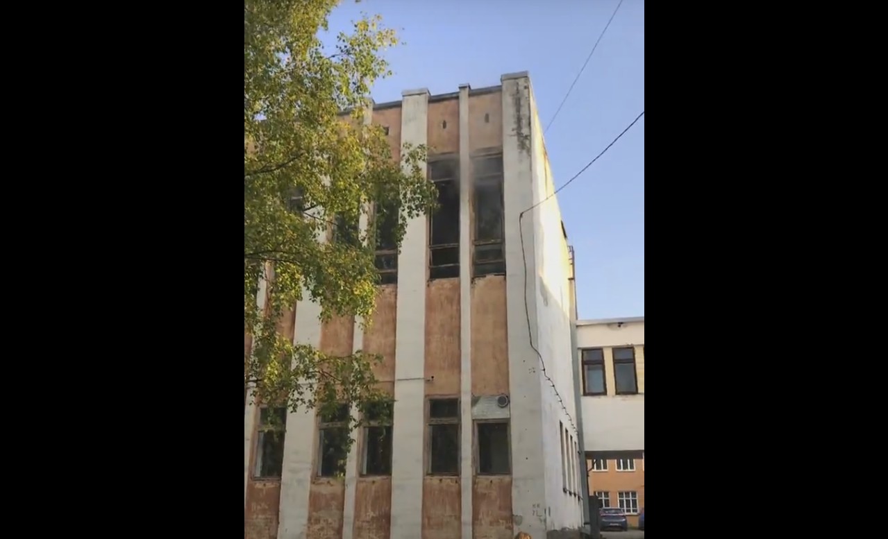Появились подробности пожара в сыктывкарской школе