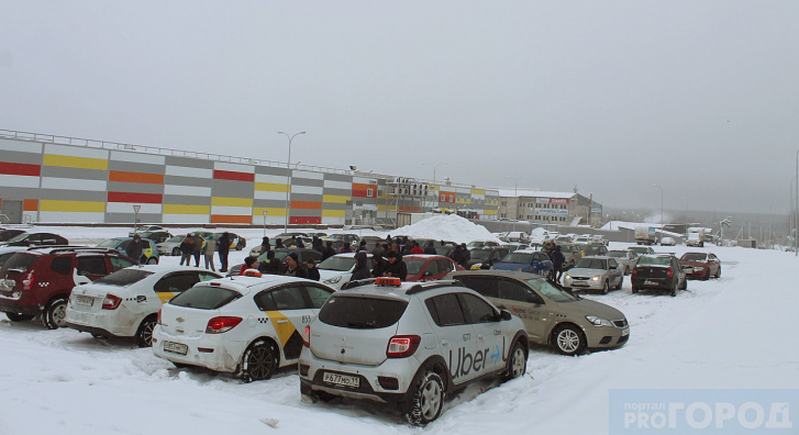 Забастовка таксистов в Сыктывкаре: протестующие завышают цены ложными заказами