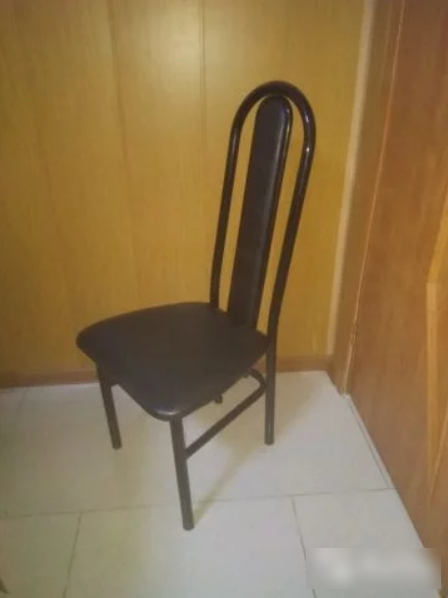 В Ухте продают стул для шумных вечеринок и Кокорина