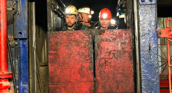 Пожар на нефтяной шахте в Коми потушили