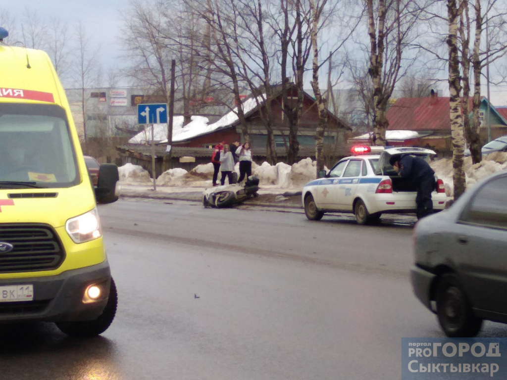 Появились подробности аварии с мотоциклистом в Сыктывкаре