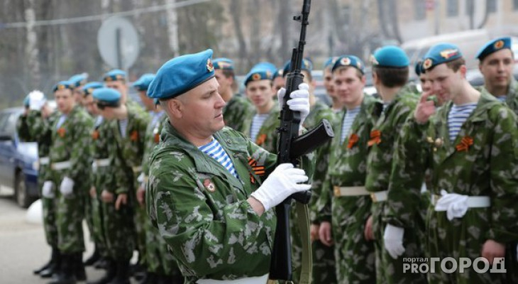 В России вырастут зарплаты военнослужащих и силовиков