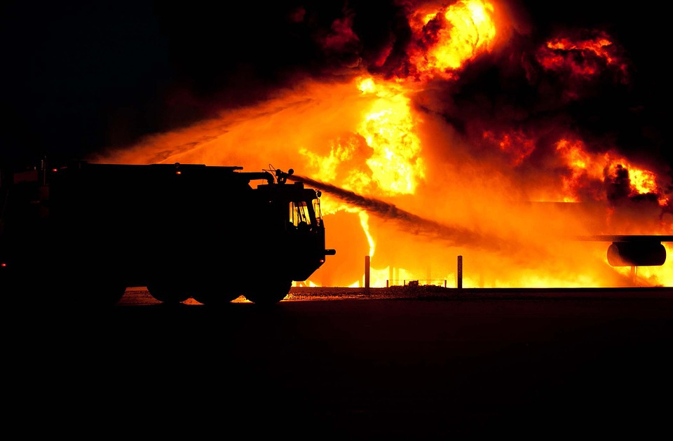 На пожаре в одном из районов Сыктывкара погиб человек