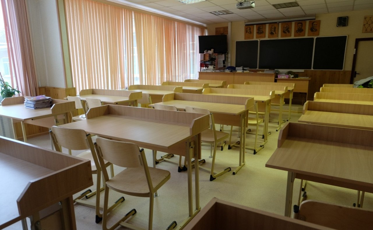 В Сыктывкаре ввели новые «ковидные» ограничения для школьников на каникулах