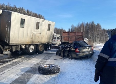 Крупная авария с КамАЗом на трассе «Сыктывкар – Ухта» стала смертельной