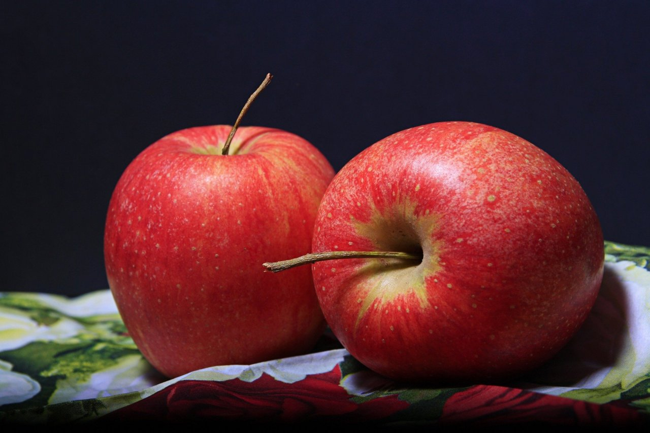 Ученые выявили неожиданный эффект от употребления яблок