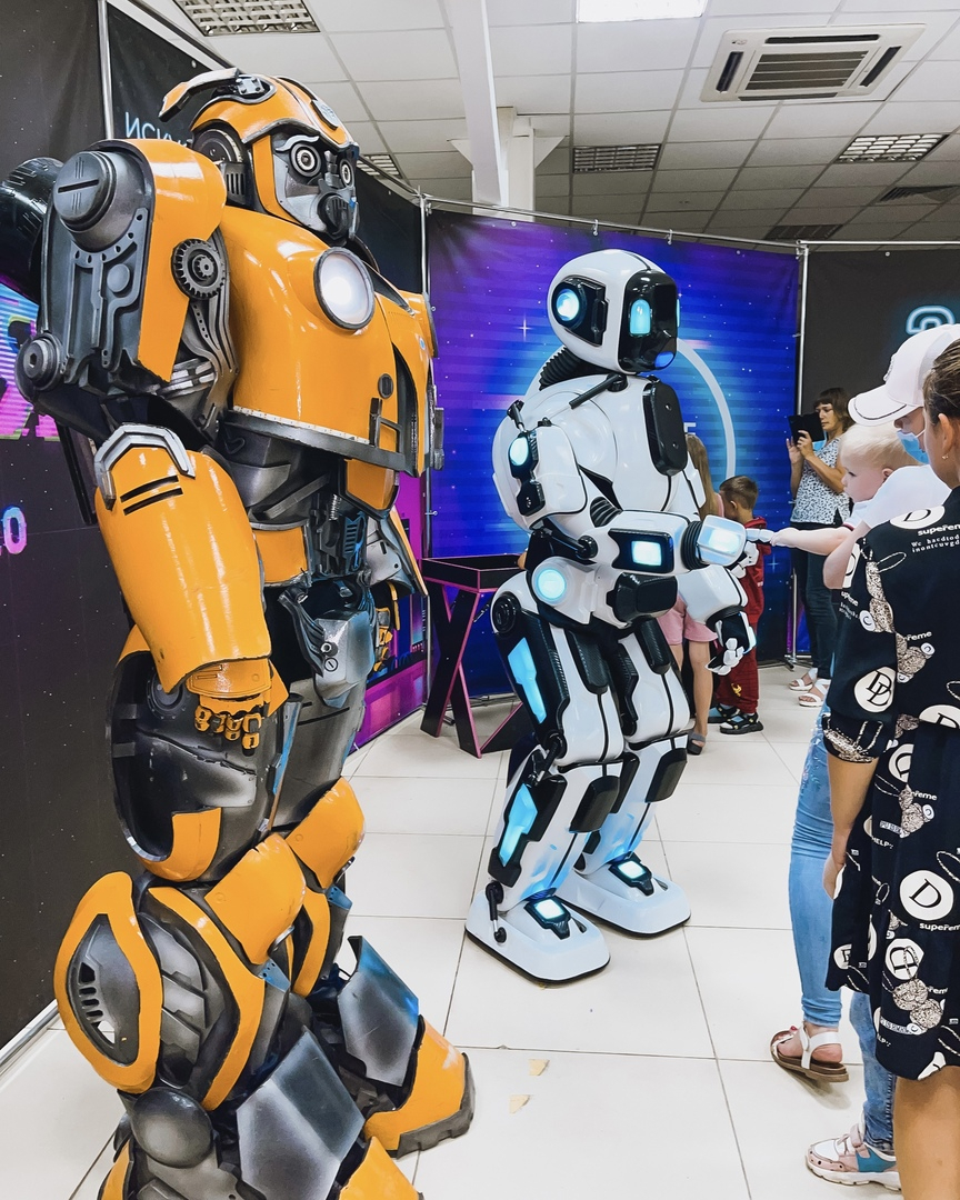 В Сыктывкар приехала удивительная выставка «Планета роботов»