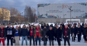 Волонтерская рота провела флэшмоб в поддержку ДНР и ЛНР в Сыктывкаре