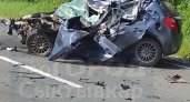 Появились снимки с места смертельной аварии с грузовиком в Коми