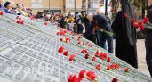 В Сыктывкаре возложили цветы в честь Дня Победы
