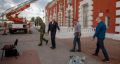 Украинский беспилотник атаковал здание железнодорожного вокзала в Курске