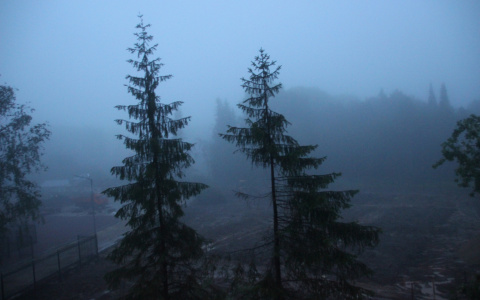 После жуткого ливня Сыктывкар окутал непроглядный туман (фото)