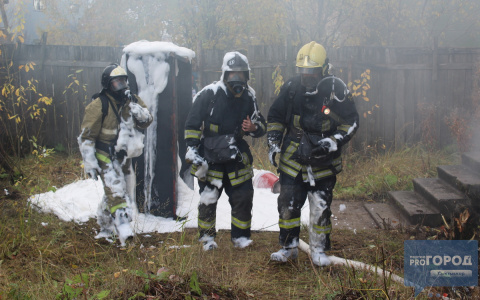 Фоторепортаж: в Сыктывкаре определили лучших пожарных республики