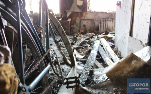 В Сыктывкаре начался ремонт дома, в котором сгорел весь третий этаж