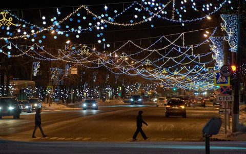 Фото дня: новогодние огни в объективе сыктывкарского фотографа