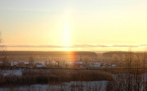 Фото дня от сыктывкарца: подъем солнца над линией горизонта