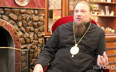 Владыка Питирим рассказал о зарплатах священников в Коми