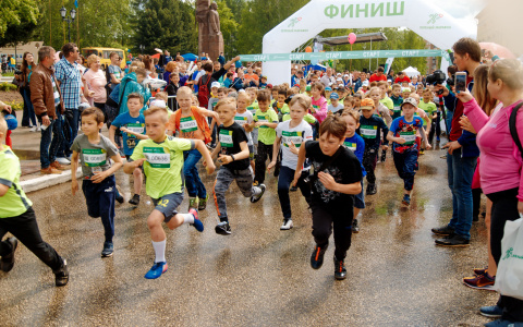 В Сыктывкаре на Стефановской площади прошел третий «Зелёный марафон» Сбербанка
