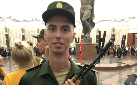 19-летнего сыктывкарца приняли на службу в Преображенский полк