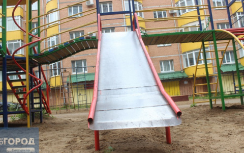 Сыктывкарцы сделали онлайн-карту детских площадок, чтобы самим их ремонтировать
