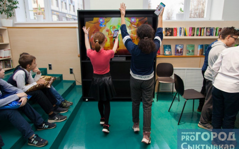 Фоторепортаж: в Сыктывкаре открылась «библиотека будущего» с планетарием и виртуальной реальностью