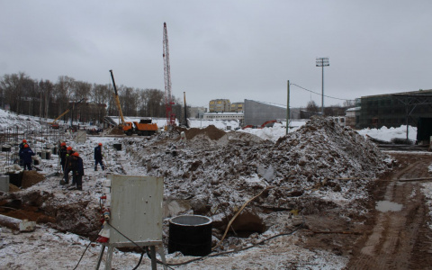 Фоторепортаж: как в Сыктывкаре реконструируют стадион за три миллиарда рублей