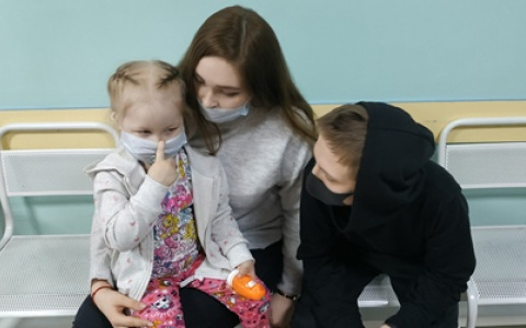 Семье из Сыктывкара нужно собрать более миллиона рублей на лечение трехлетней дочки