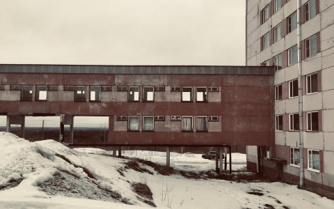Фото дня в Сыктывкаре: пасмурный день и больница