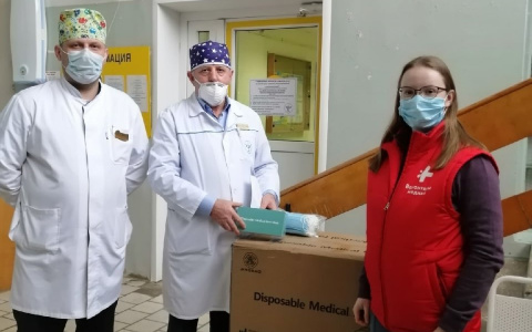 Сбербанк в Коми передал «Волонтерам-медикам» 6000 масок