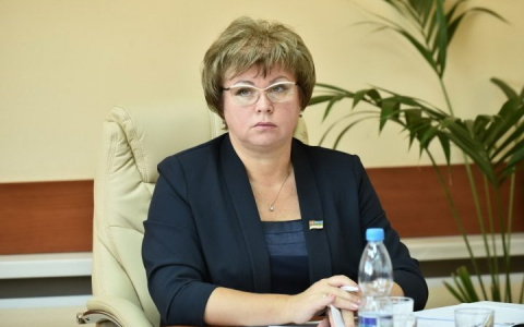 Совет Печоры принял отставку Натальи Паншиной