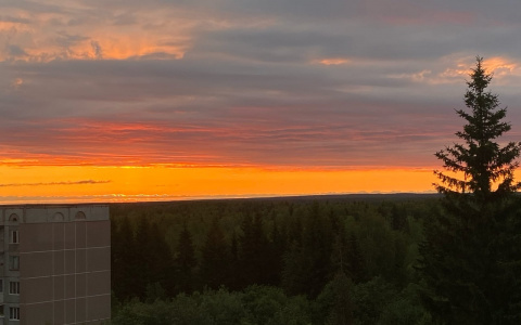 Фото дня: рассвет над городом Сыктывкар
